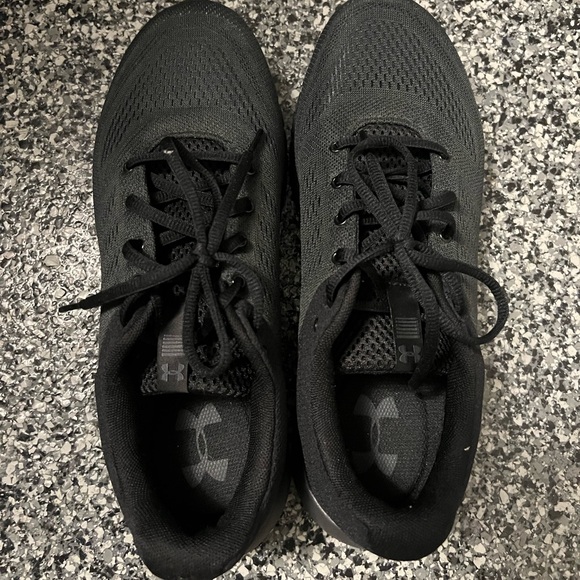 Under Armour Black Men's Shoes - Picture 1 of 4